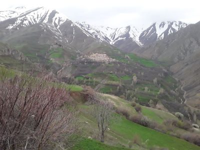 روستای زیبای اویندین: روستایی در دامنه کوه کیامکی در منطقه حفاظت شده ارسباران