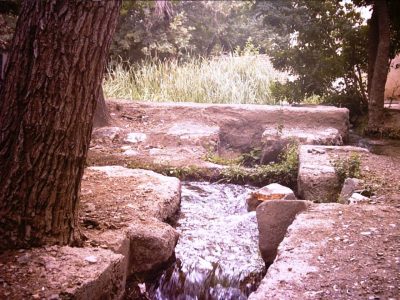 حمایت بخشدار خانم کهک از سرمایه‌گذاری گردشگری در روستای قبادبزن قم